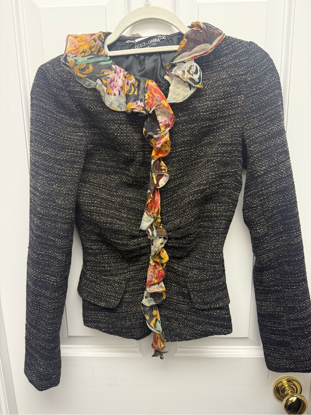 Dolce & Gabbana Black Quilted Jacket with Silver Chain Logo - Picture 7 of 12